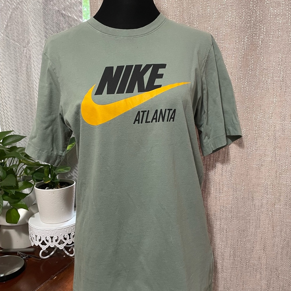 Nike Men's Short-Sleeve Logo T-Shirt in Sage Green with Yellow Swoosh